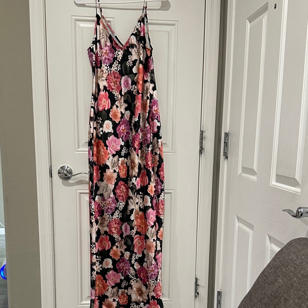 Floral Maxi Dress - Black and Pink
